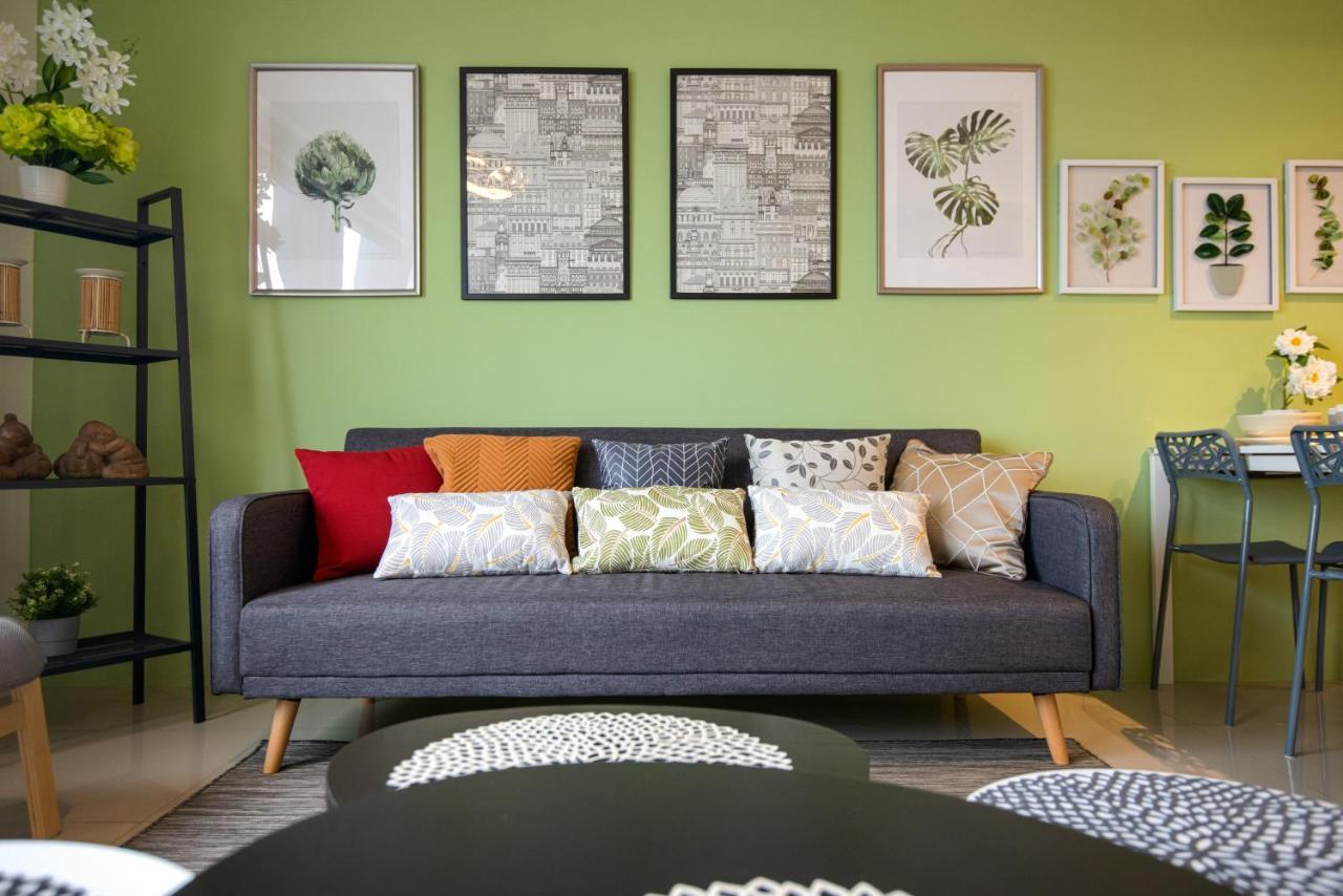Casa Orient @ Macalister 218 ❈中路218东方之家 3Br 8Pax Apartment Джордж Таун Екстериор снимка