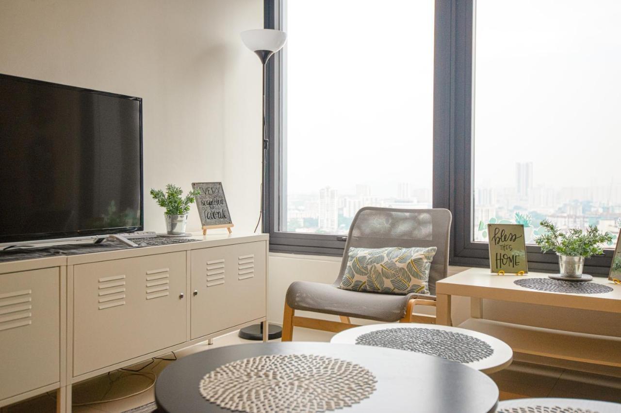Casa Orient @ Macalister 218 ❈中路218东方之家 3Br 8Pax Apartment Джордж Таун Екстериор снимка