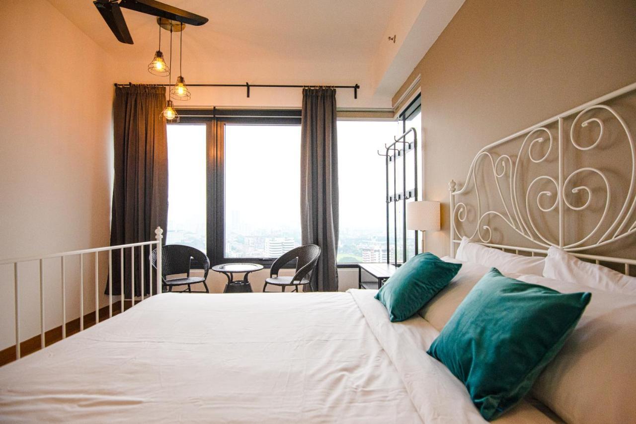 Casa Orient @ Macalister 218 ❈中路218东方之家 3Br 8Pax Apartment Джордж Таун Екстериор снимка